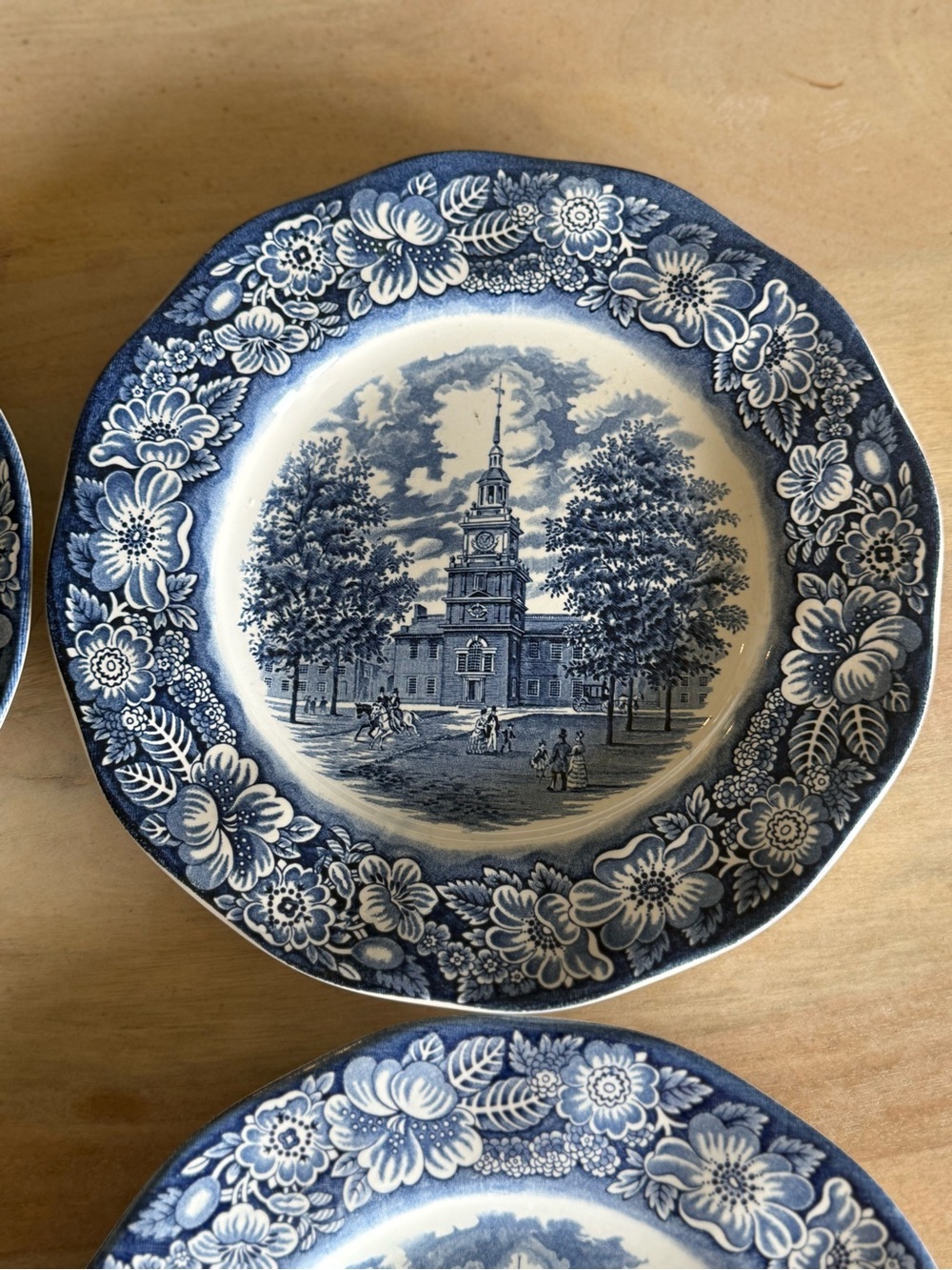 Gorgeous vintage set of 6 Liberty Blue Staffordshire Ironstone Dinner Plates - Picture 9 of 15
